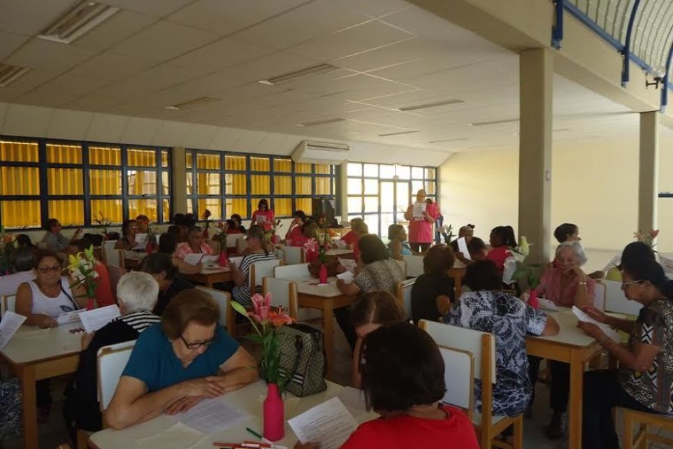 Outubro Rosa  destaque no Sest Senat de Arax