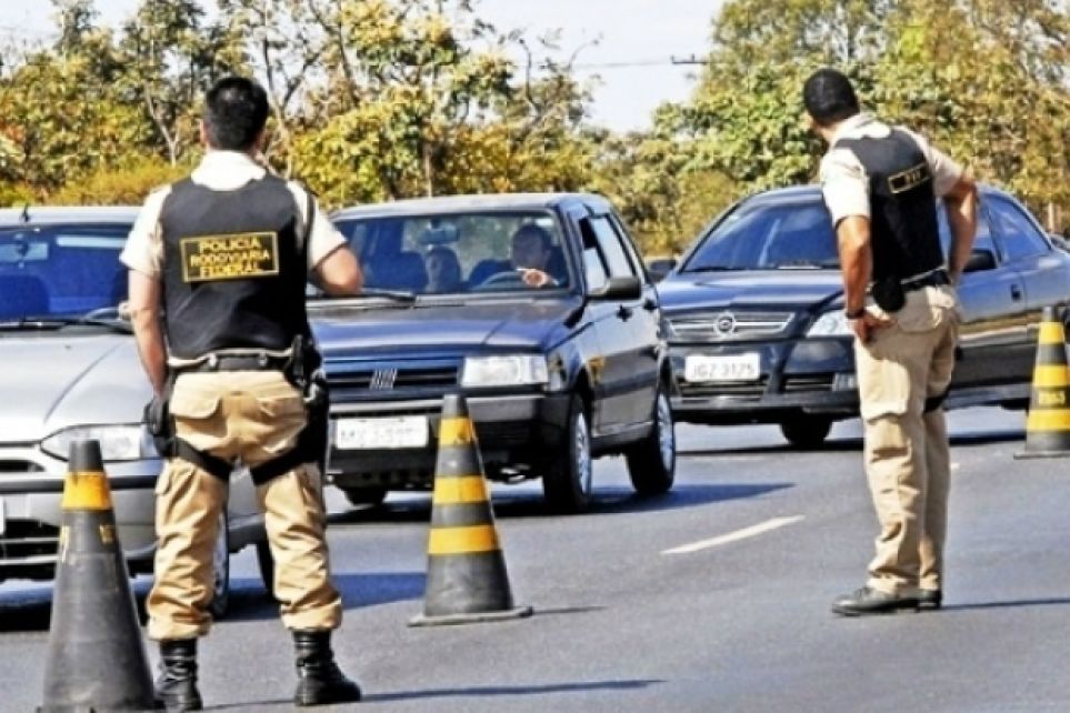 Policia Militar Rodoviria d incio  Operao Semana Santa