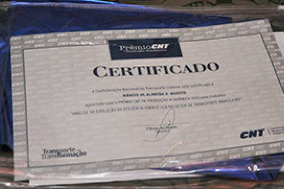 CNT valoriza produo de trabalhos acadmicos sobre o setor de transporte