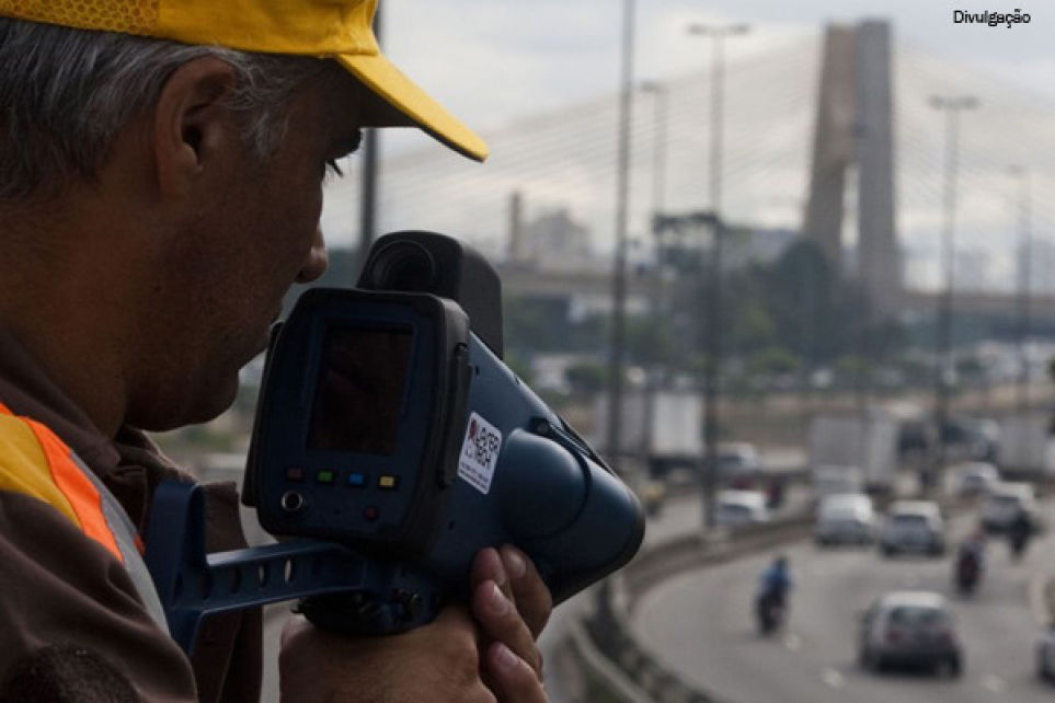 Cmara analisa proposta que determina o efeito suspensivo dos recursos s infraes de trnsito