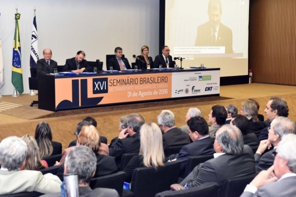 Marco Regulatrio e Reforma Trabalhista so discutidos no XVI Seminrio Brasileiro do TRC