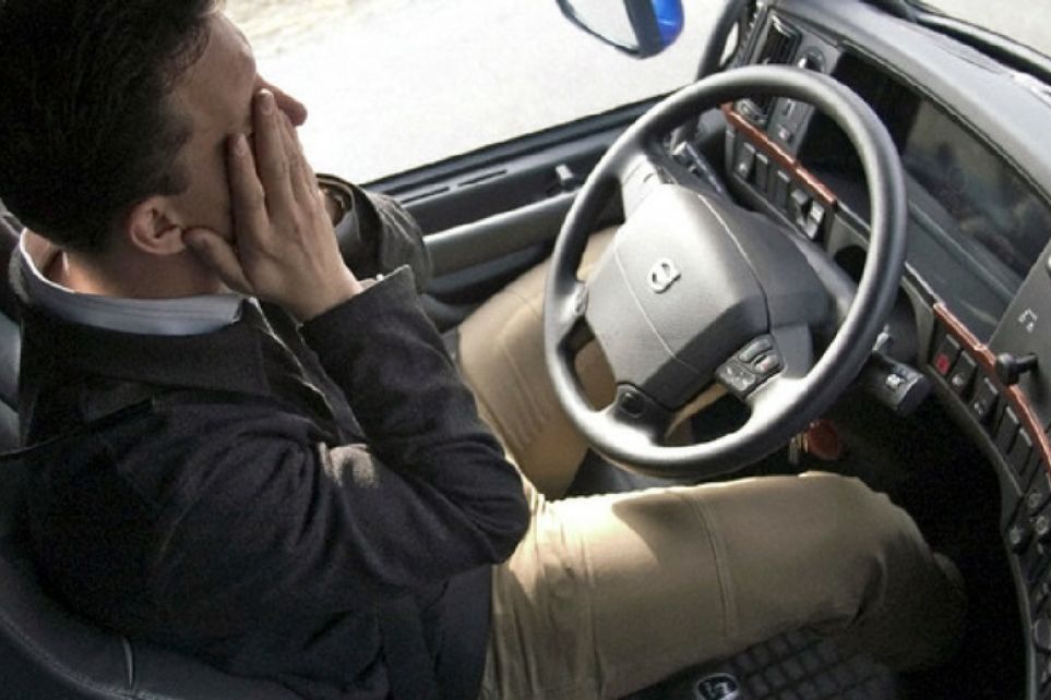 10% dos motoristas dirigem com sono