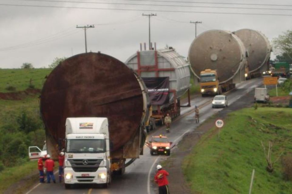 DNIT e ANTT fixam regras para agilizar obteno de AET em rodovias federais concessionadas