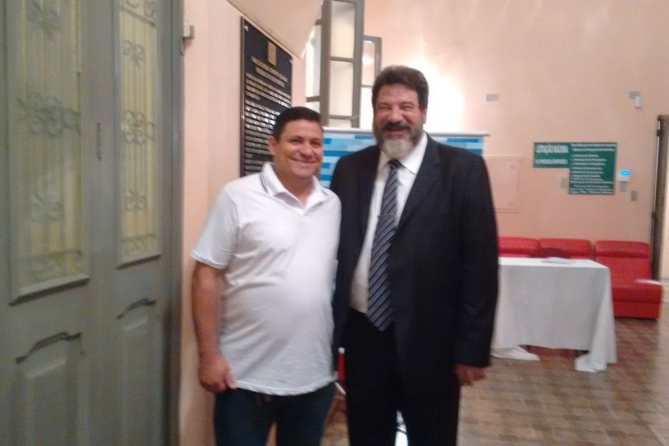 Sest Senat homenageia tcnico de formao profissional