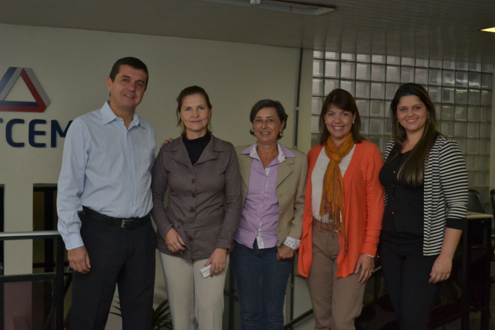 Setcemg recebe visita de equipe da Transcares
